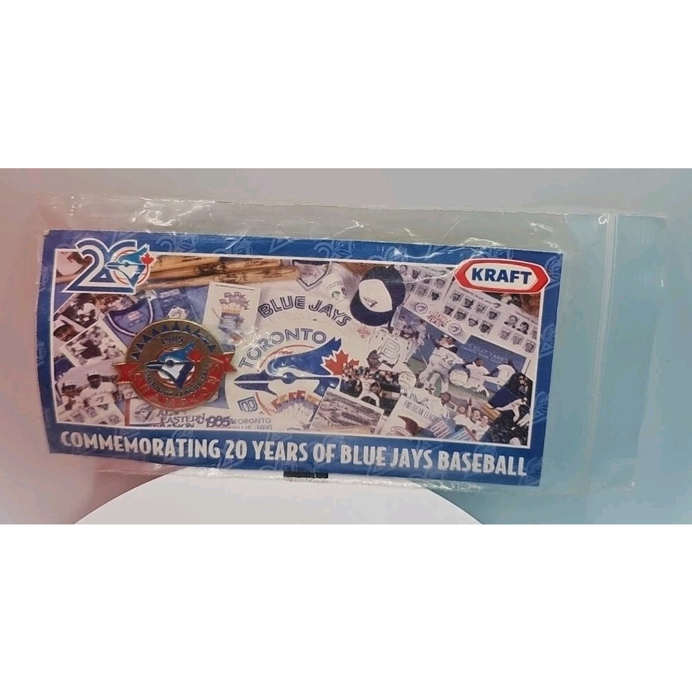 Vintage 90's Toronto Blue Jays Pin Kraft 1985 American League East Champions
